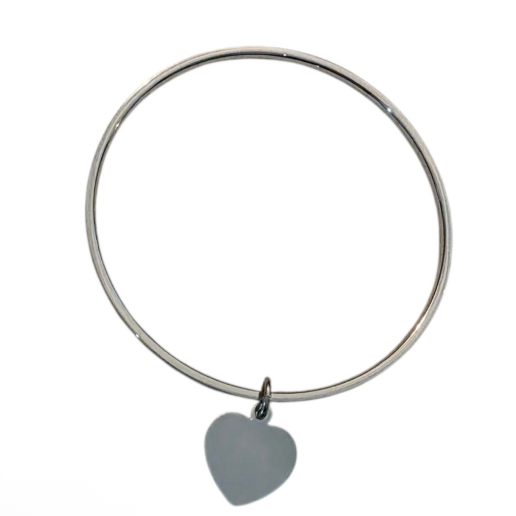 Chic Silver Heart Pendant Bracelet